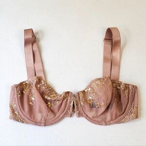 Victoria's Secret Very Sexy Unlined Bra 32D